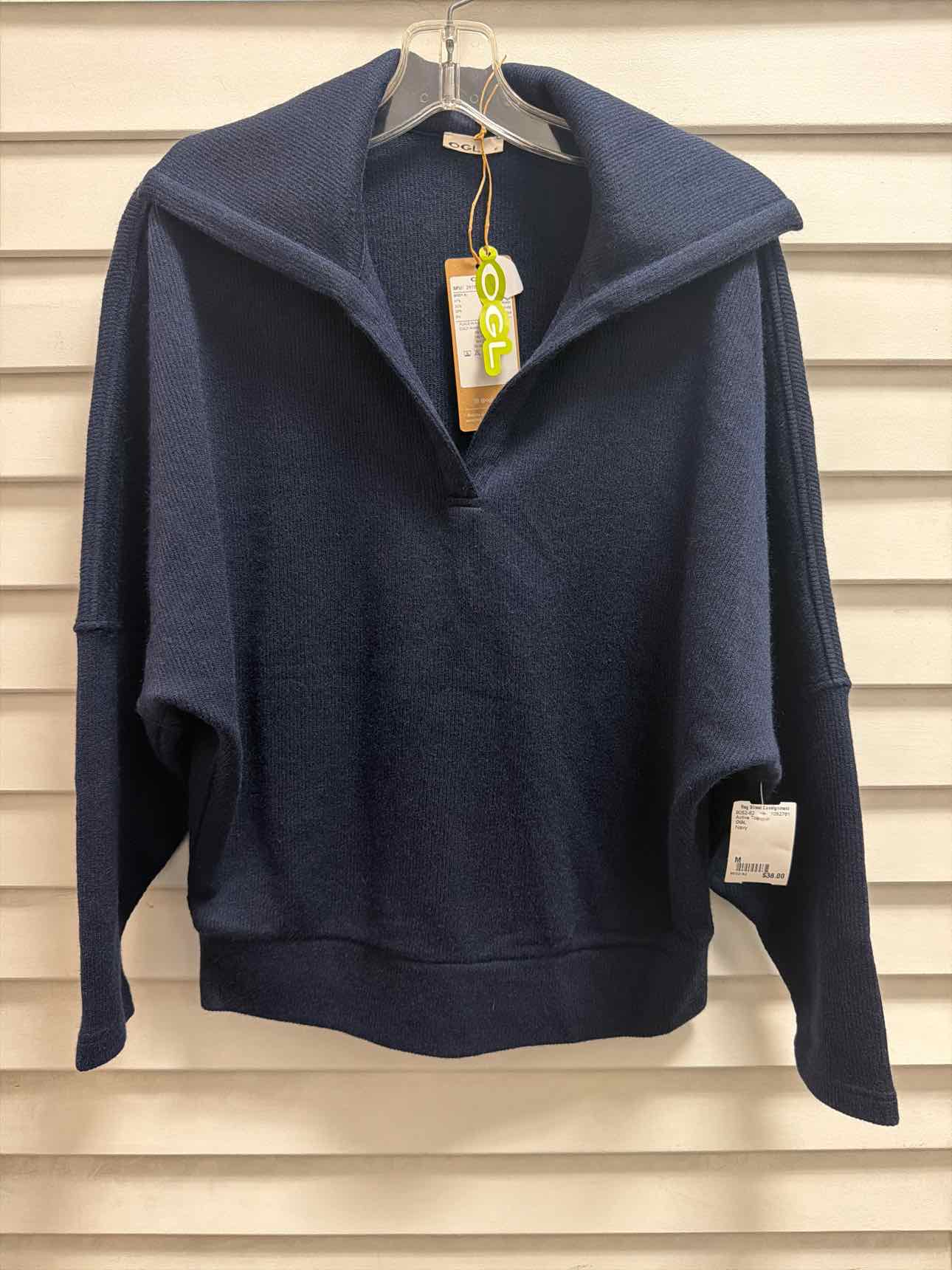 OGL Size M Navy Active Top