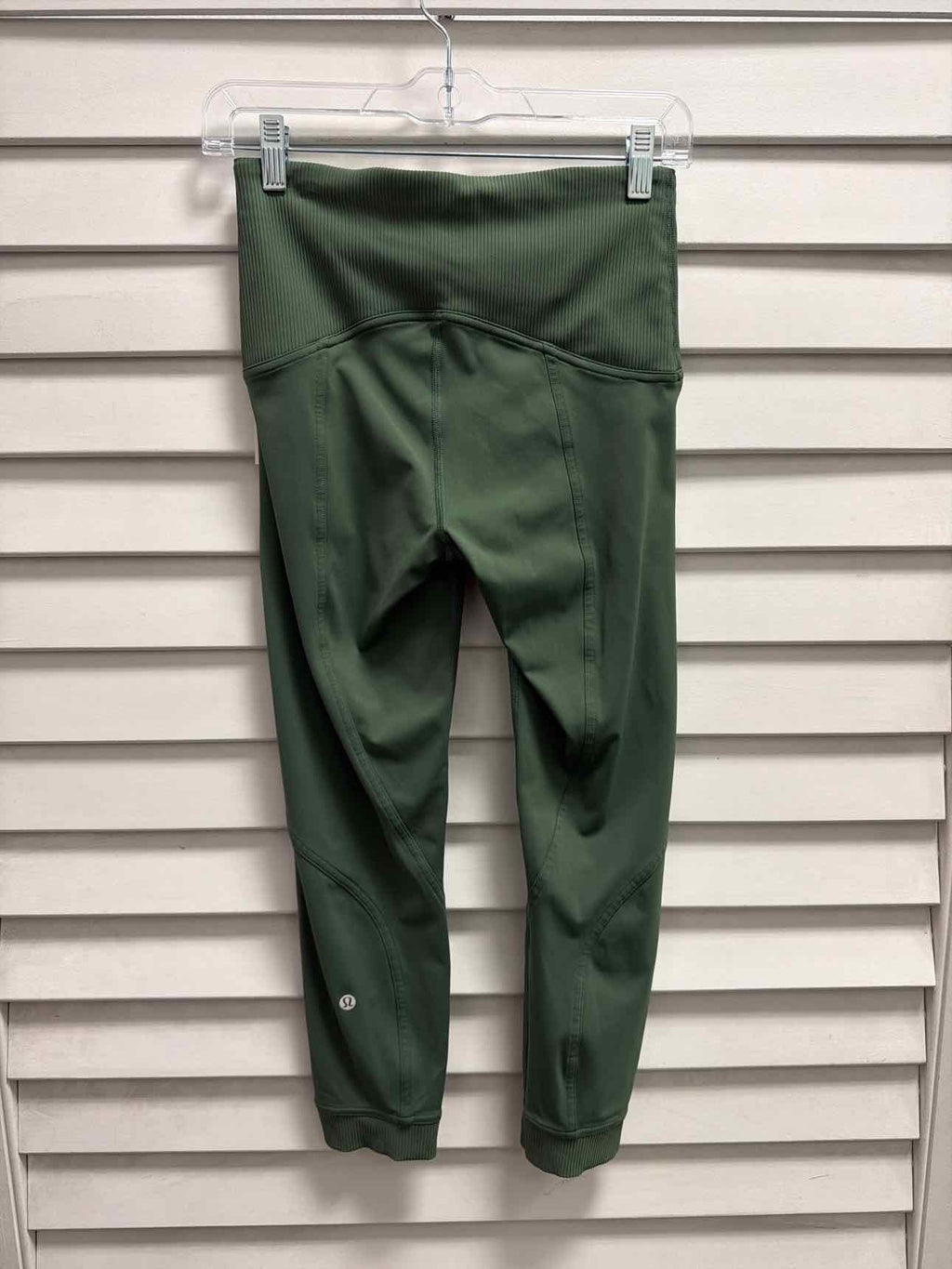 lululemon Size 6 Green Active Pant