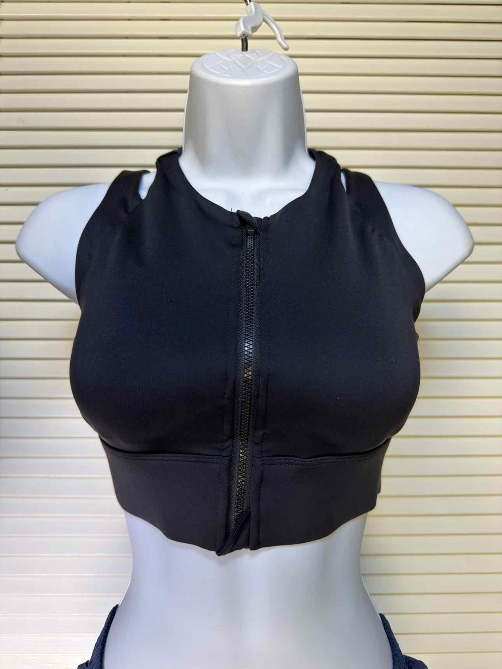 Halara Size XS Black Active Top