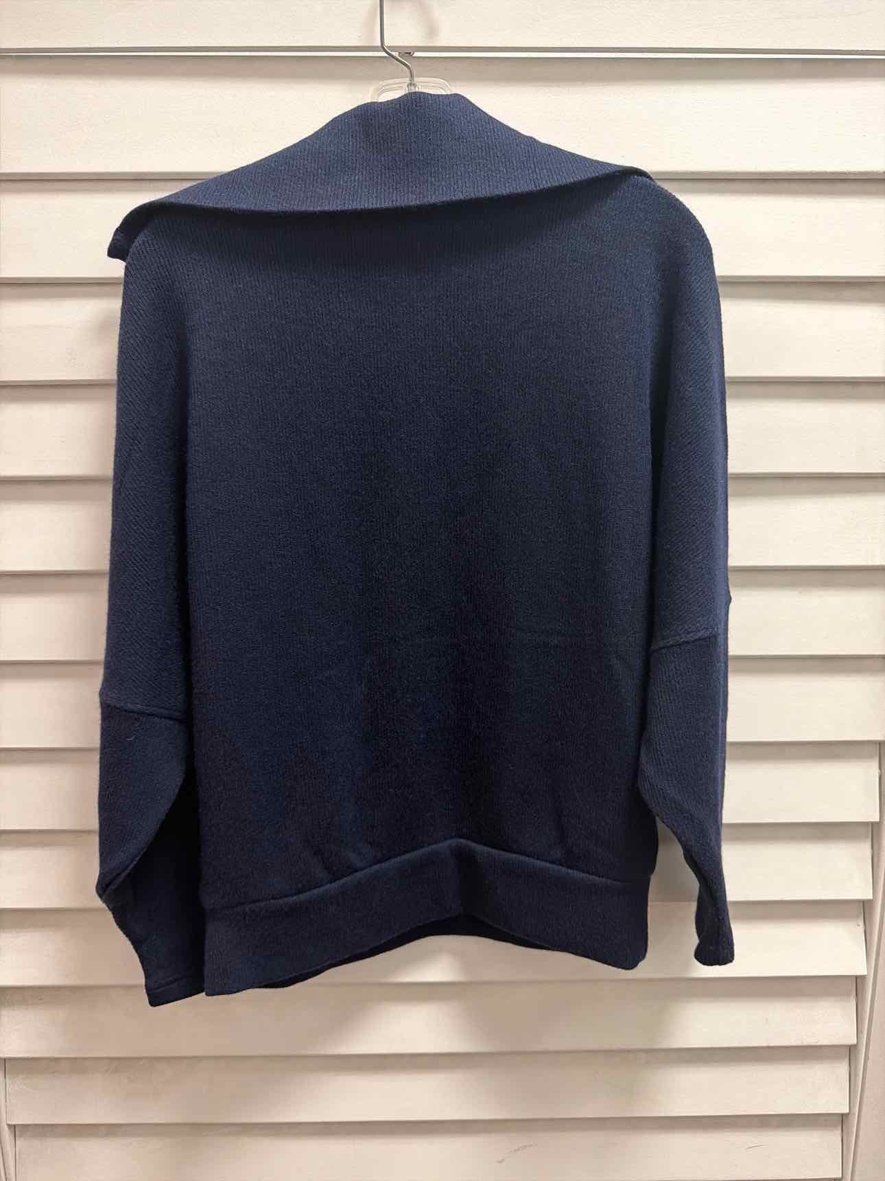 OGL Size M Navy Active Top