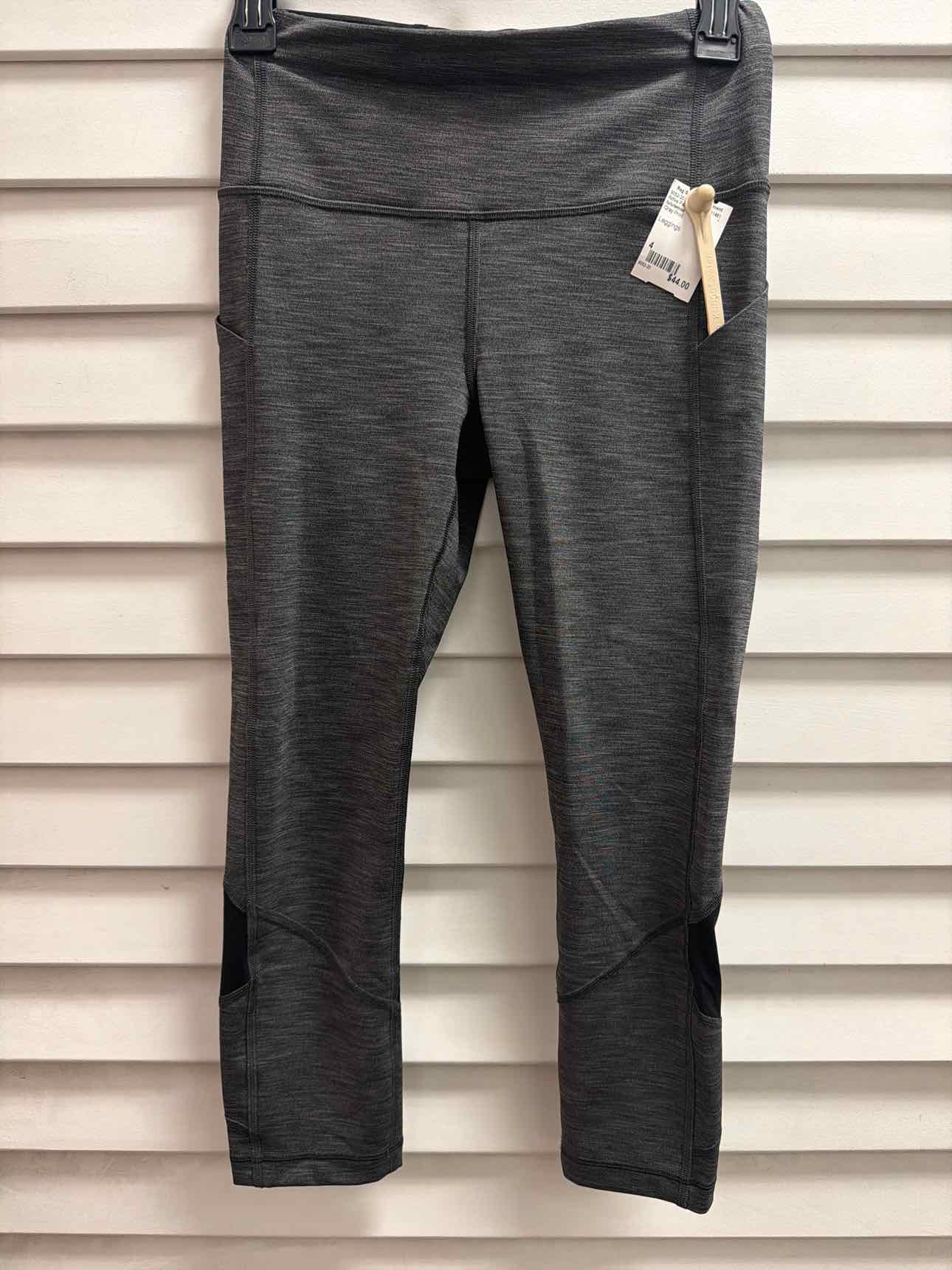 lululemon Size 4 Gray Print Active Pant
